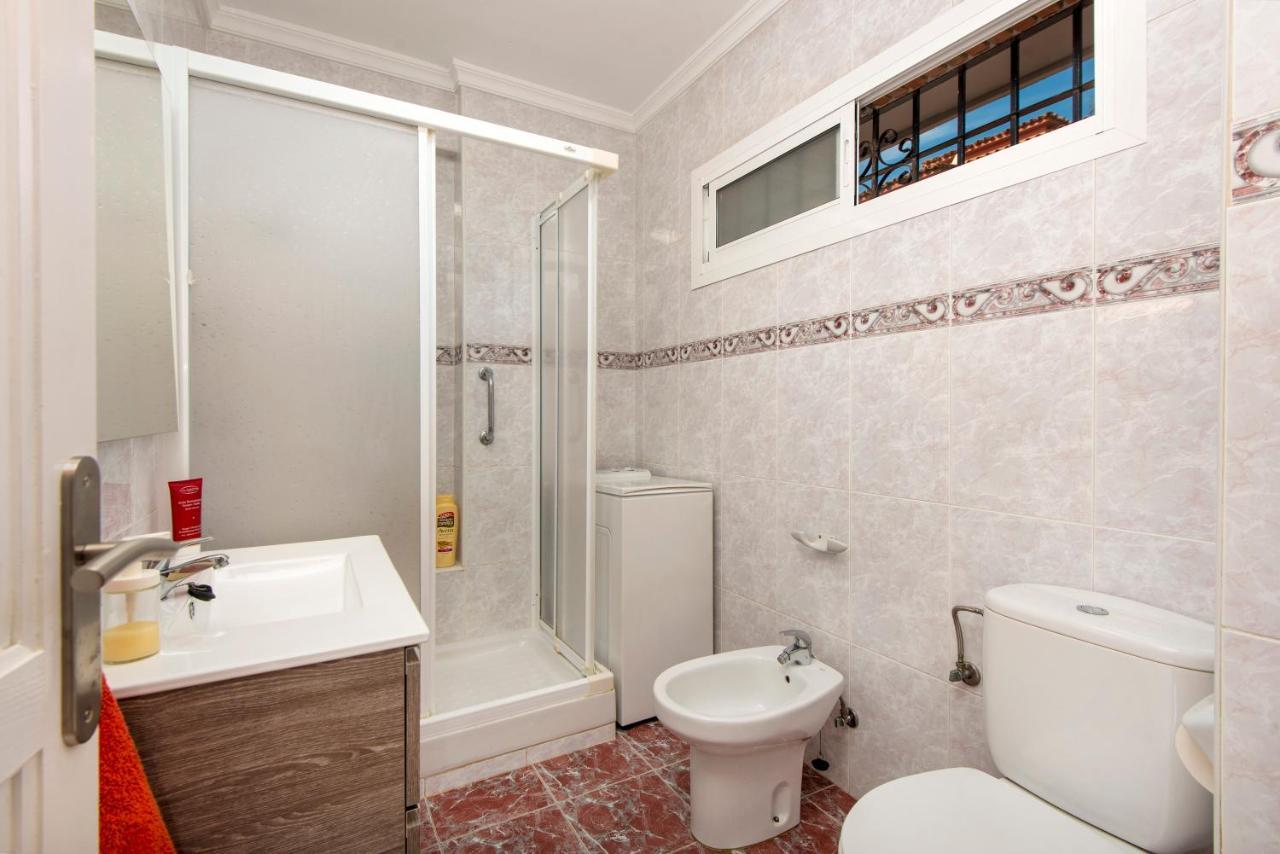Apartamento Alef Apartment Torremolinos Ngoại thất bức ảnh